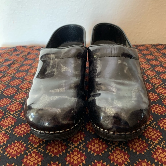 sanita clogs - Picture 1 of 5